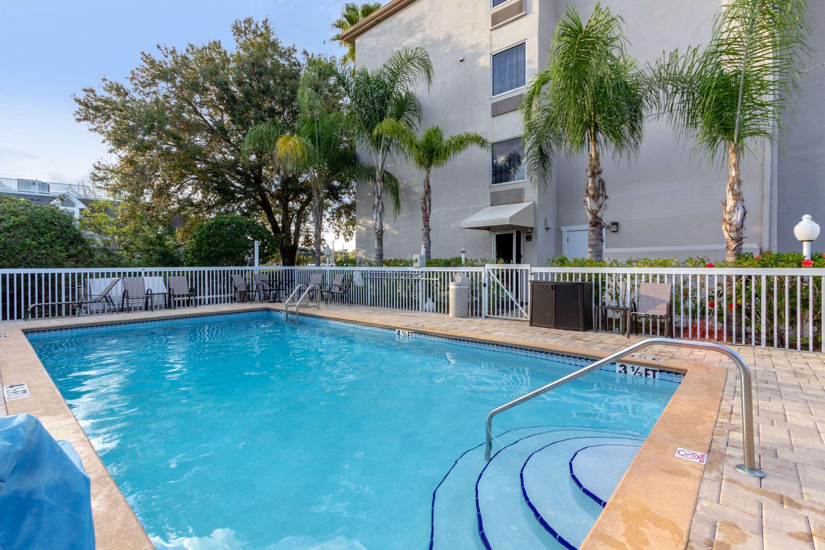 Sleep Inn Near Busch Gardens - Usf Temple Terrace Экстерьер фото