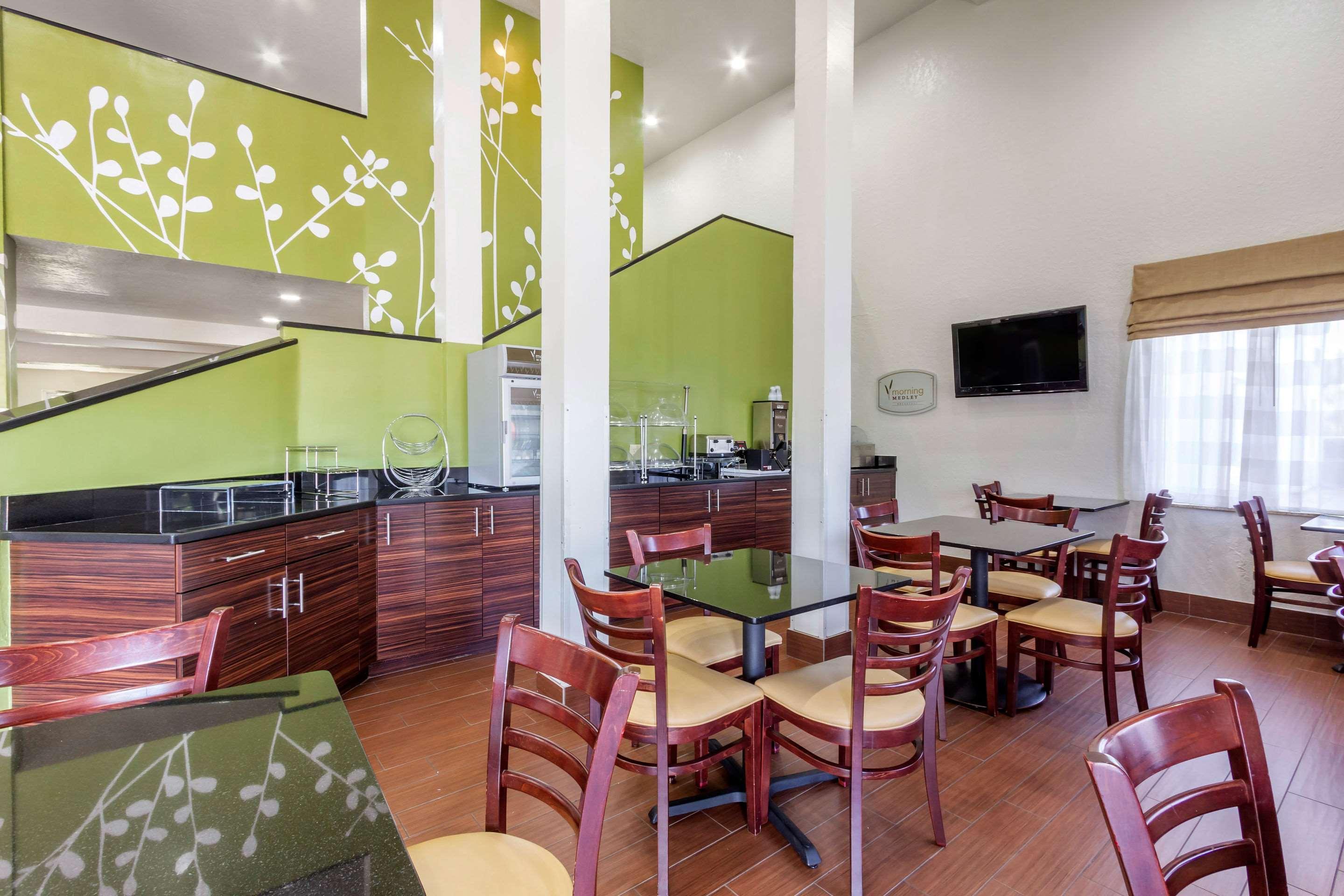 Sleep Inn Near Busch Gardens - Usf Temple Terrace Экстерьер фото